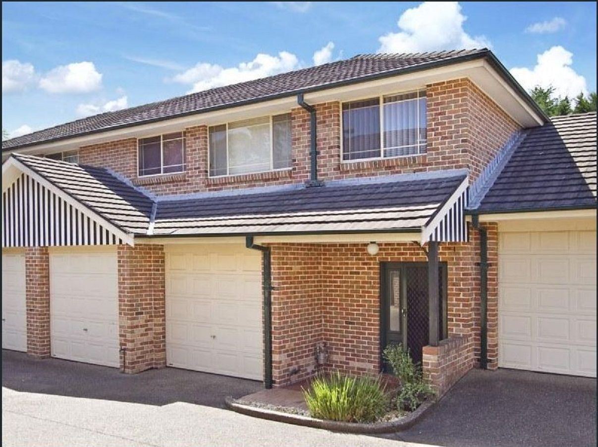 4 bedrooms Townhouse in 12/81 Denman Avenue WOOLOOWARE NSW, 2230