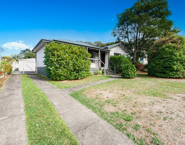 21 Fifth Street, Eildon VIC 3713