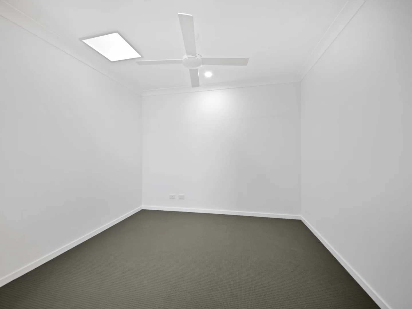 Additional image 9 of 1/37 Lochdon Drive, Farley NSW 2320