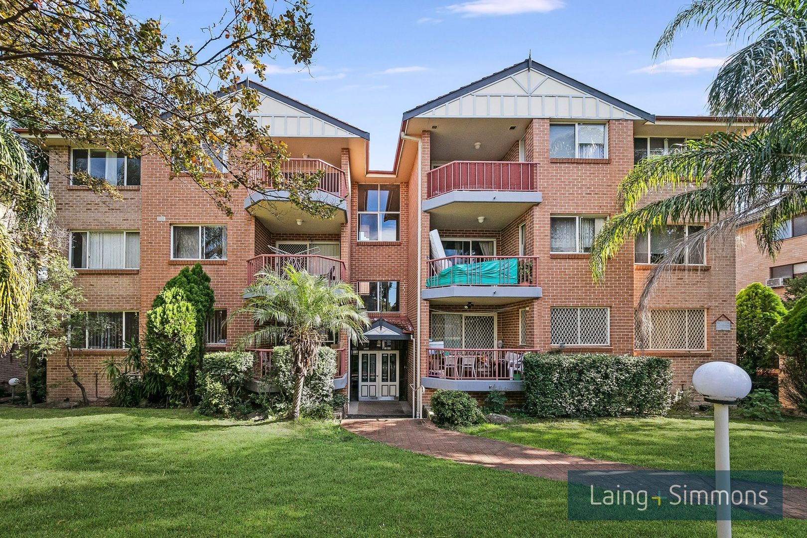 2 bedrooms Apartment / Unit / Flat in  MERRYLANDS NSW, 2160
