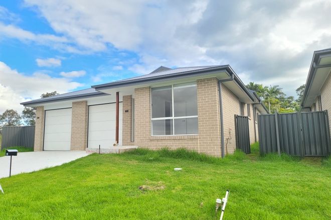 Picture of 40 Royston Circuit, FARLEY NSW 2320