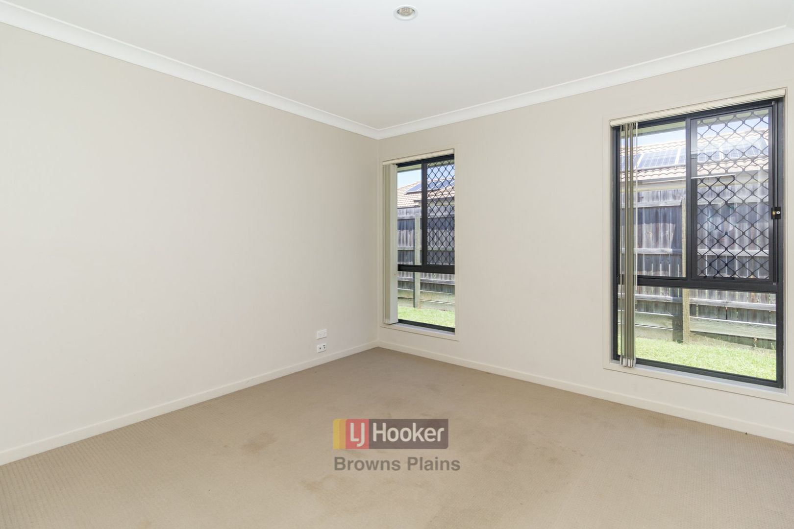 4 Lachlan Lane, Hillcrest QLD 4118, Image 1