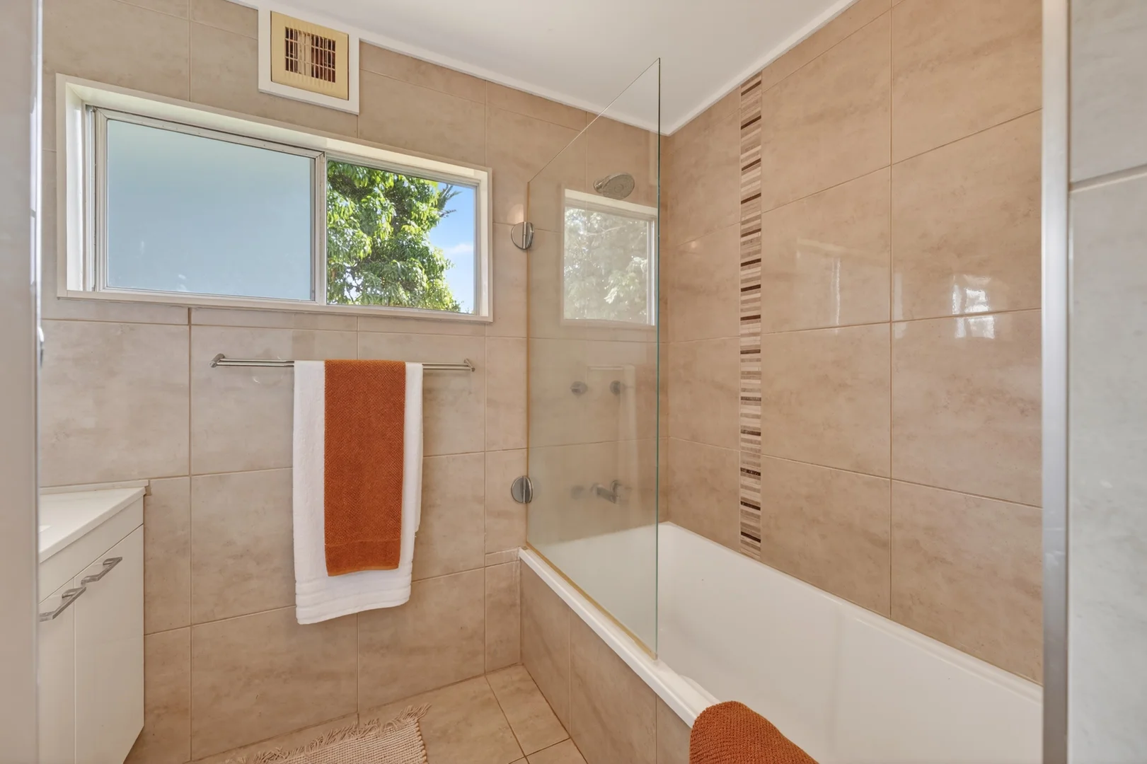 Additional image 11 of 50 Renecol Avenue, Rasmussen QLD 4815