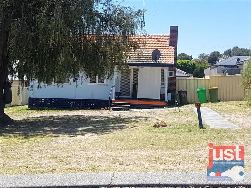 3 bedrooms House in 9 Dixon Street CAREY PARK WA, 6230