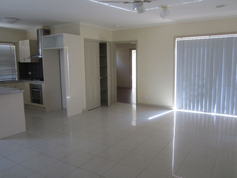 14A Reeves Court, Hampton Park VIC 3976 Apartment For Rent Domain