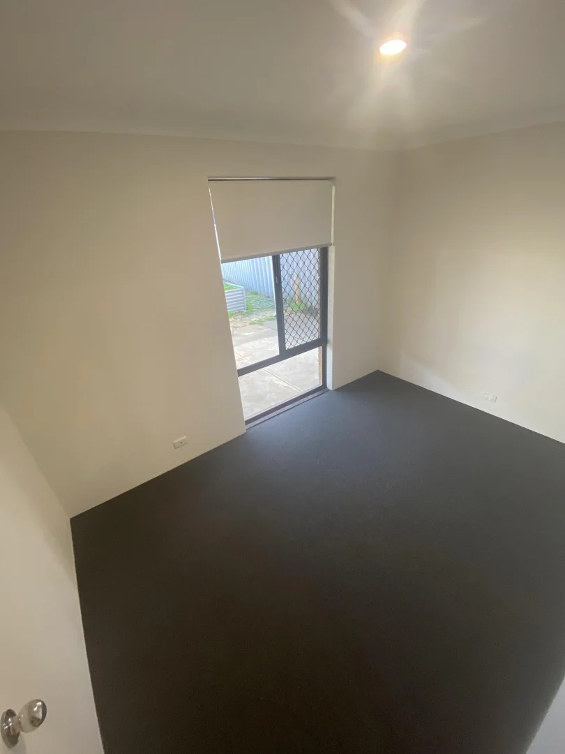 Additional image 10 of 76 Seabrooke Ave, Rockingham WA 6168