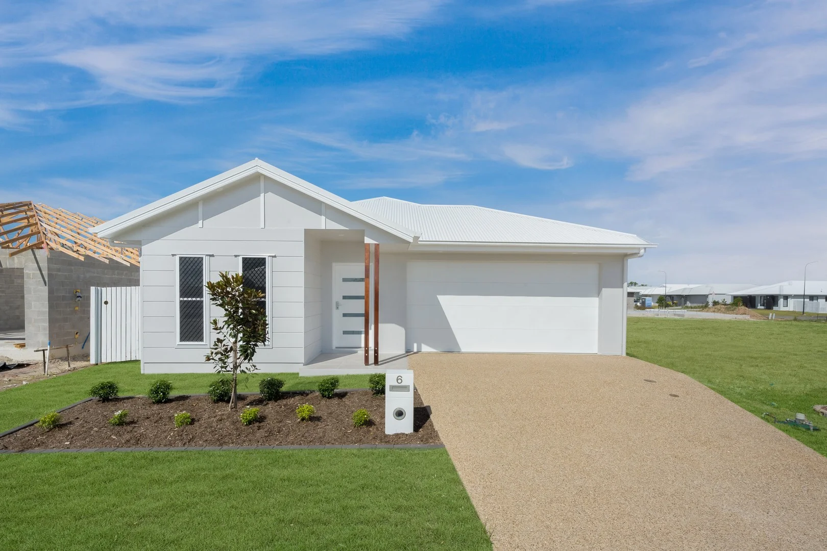 6 Montague Street, Burdell QLD 4818