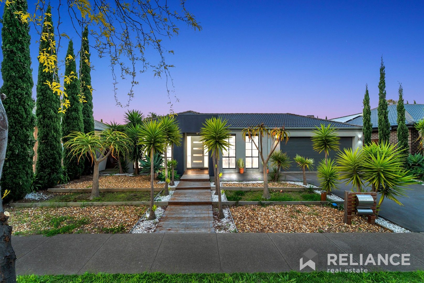 4 bedrooms House in 12 Daisy Drive POINT COOK VIC, 3030