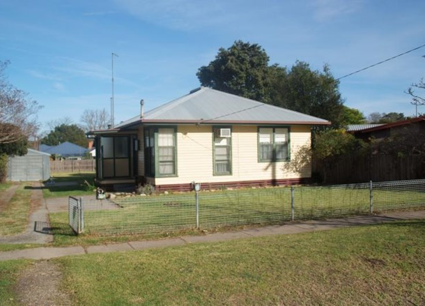 35A King Street, Maffra VIC 3860