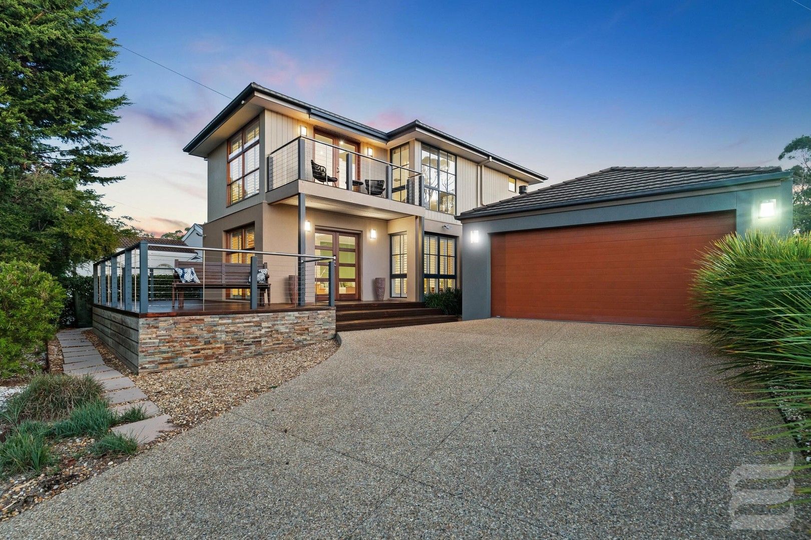 4 bedrooms House in 54 Eliza Drive MOUNT ELIZA VIC, 3930