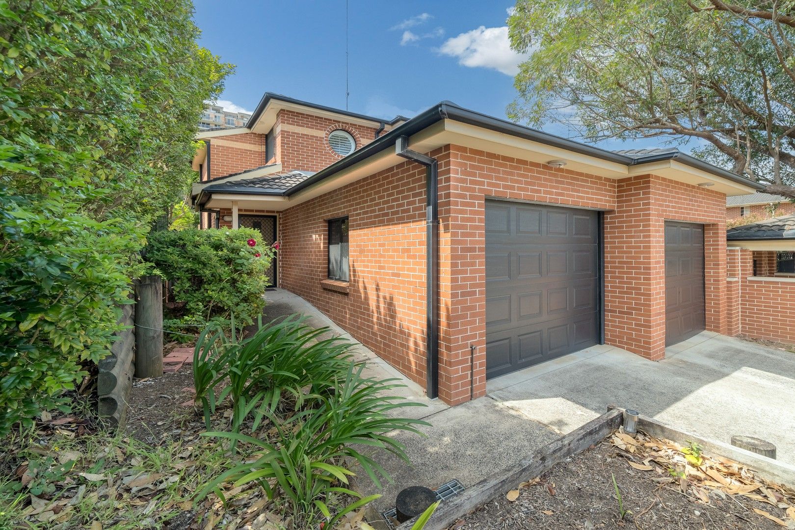 2 bedrooms Townhouse in 1/9-11 Forbes Street HORNSBY NSW, 2077