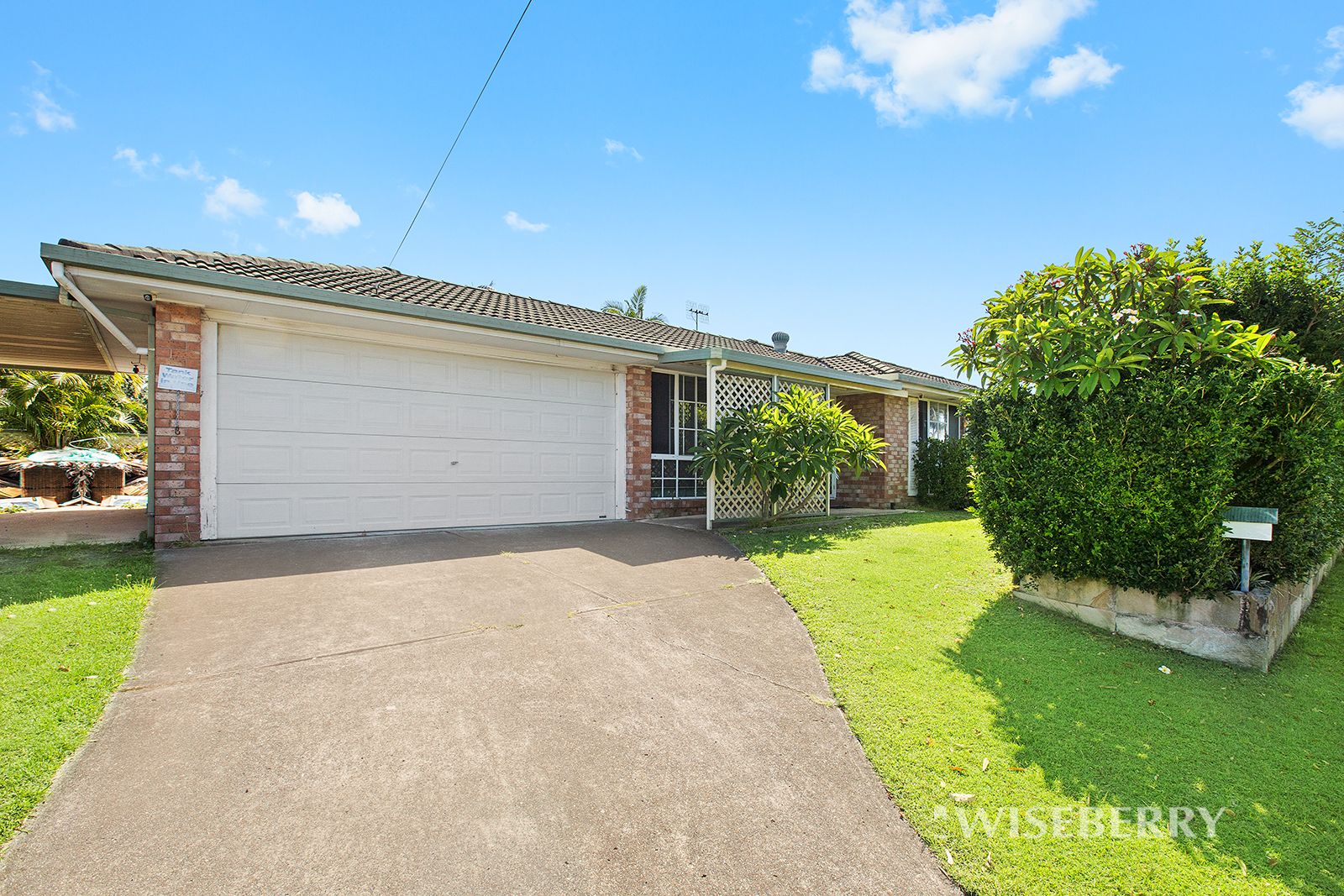 18 Loongana Crescent, Blue Haven NSW 2262