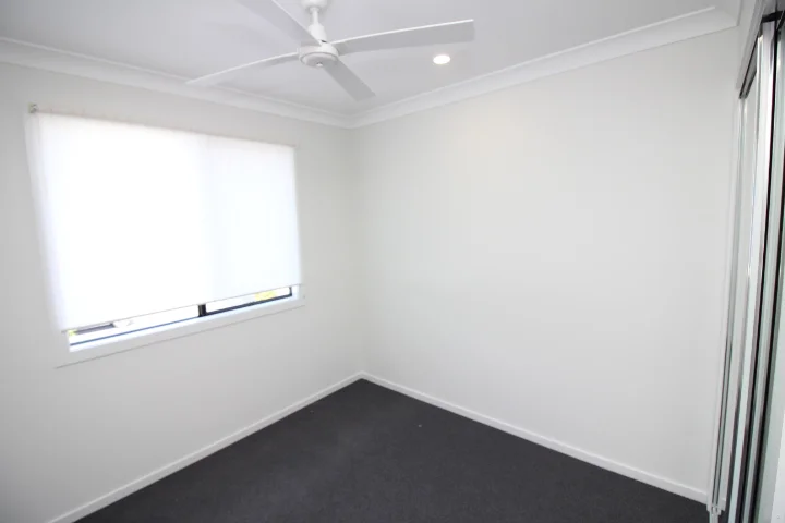Additional image 8 of 2/166 Muir Street, Labrador QLD 4215