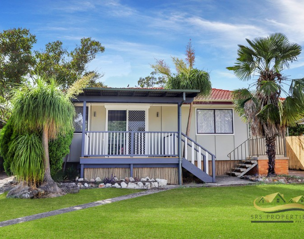 8 Paper Bark Place, Macquarie Fields NSW 2564