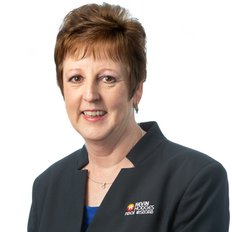 Elaine Smith, Sales representative