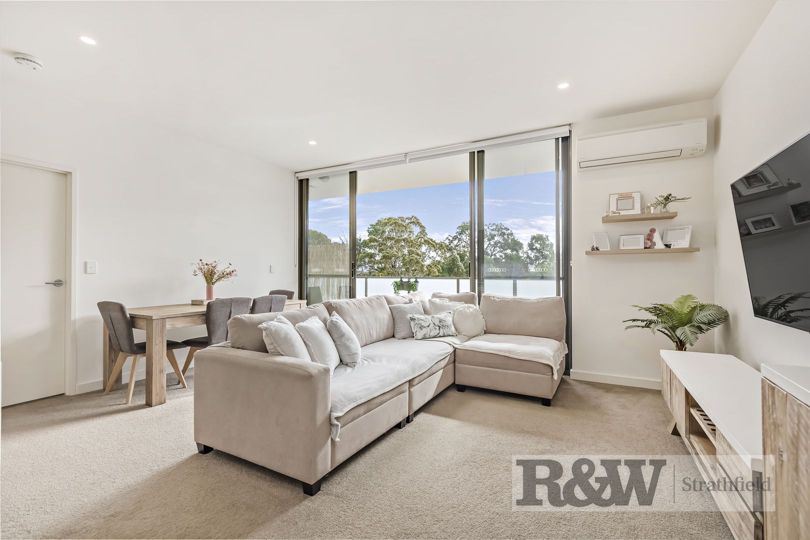 A103/17 HANNA STREET, Potts Hill NSW 2143, Image 1