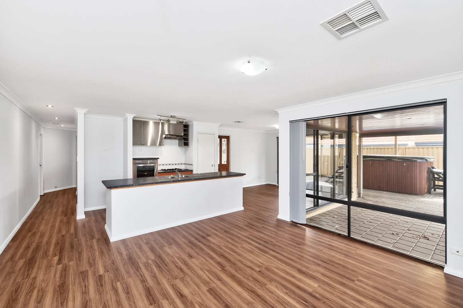 Additional image 3 of 9 Beachwood Crescent, Butler WA 6036