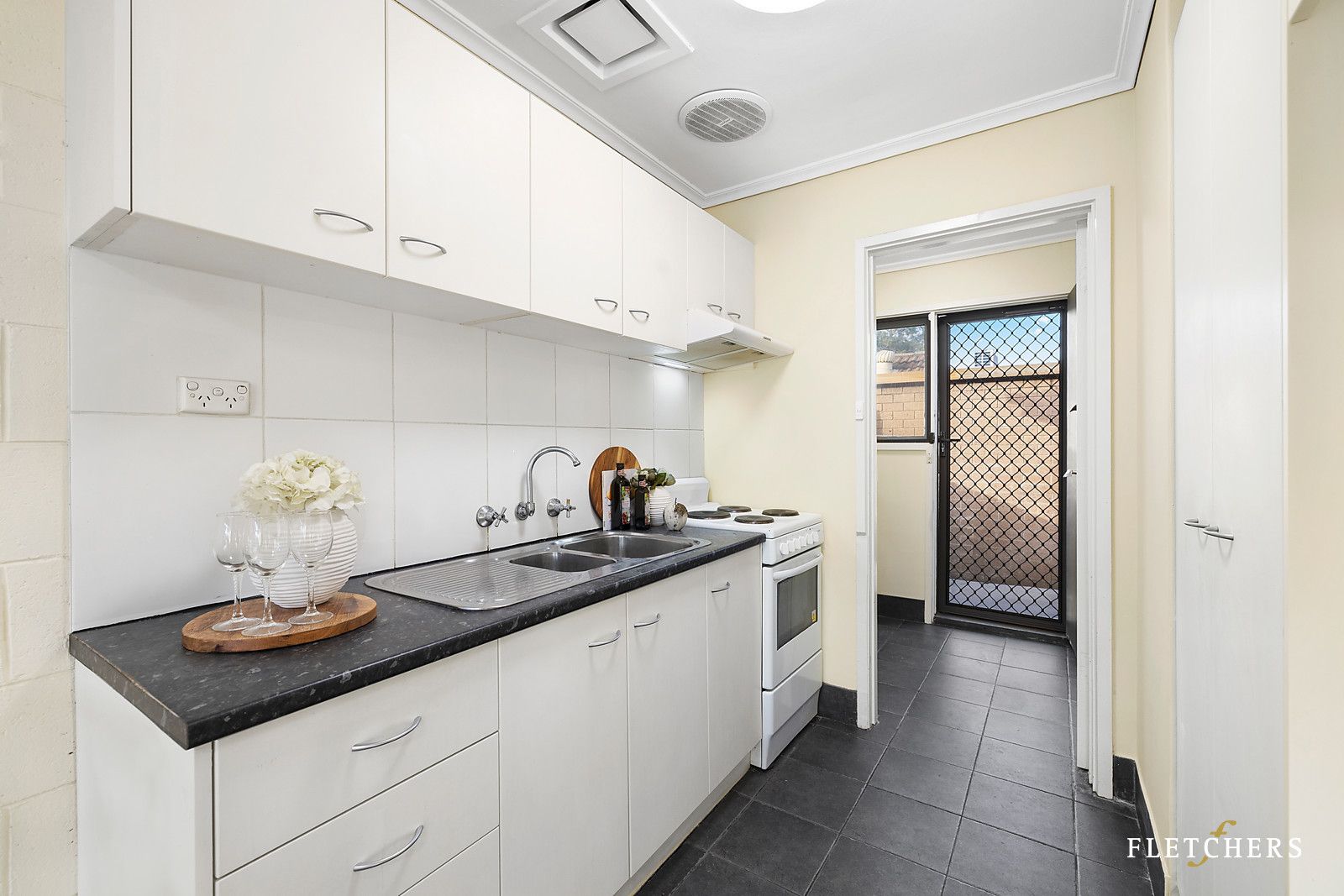 8/10-12 Brunswick Road, Mitcham VIC 3132, Image 2