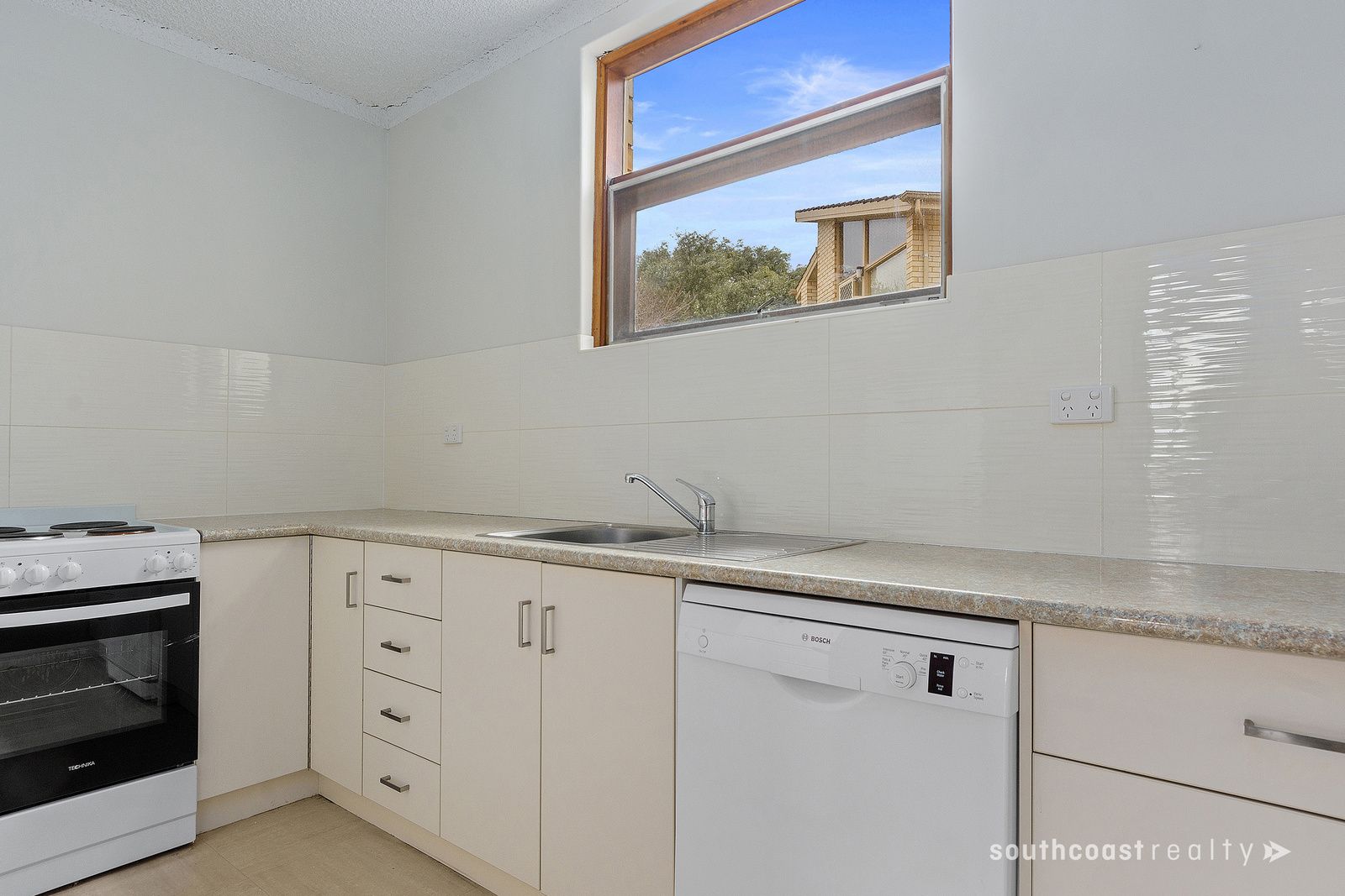 1/30-31 Esplanade, Victor Harbor SA 5211, Image 1