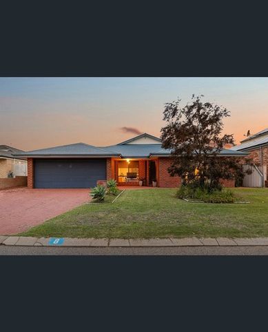 4 bedrooms House in 8 Piombino View SECRET HARBOUR WA, 6173