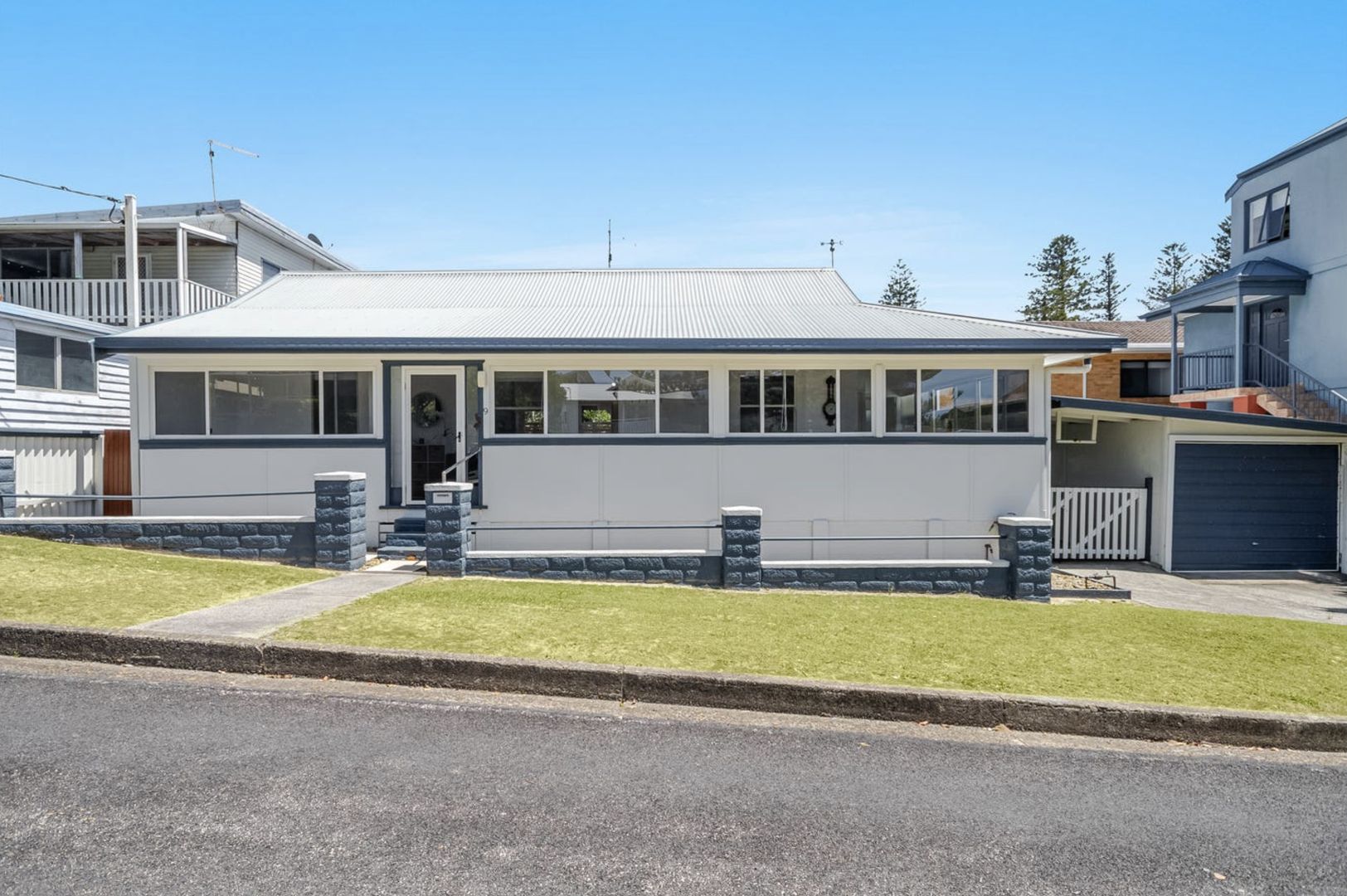 3 bedrooms House in 9 Queen Street YAMBA NSW, 2464