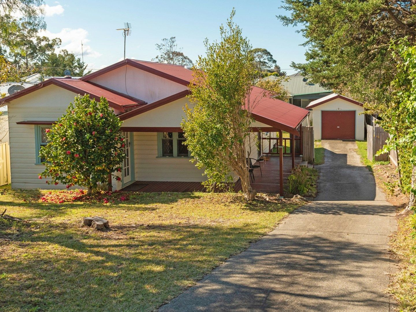 63 Sussex Inlet Road, Sussex Inlet Property History & Address