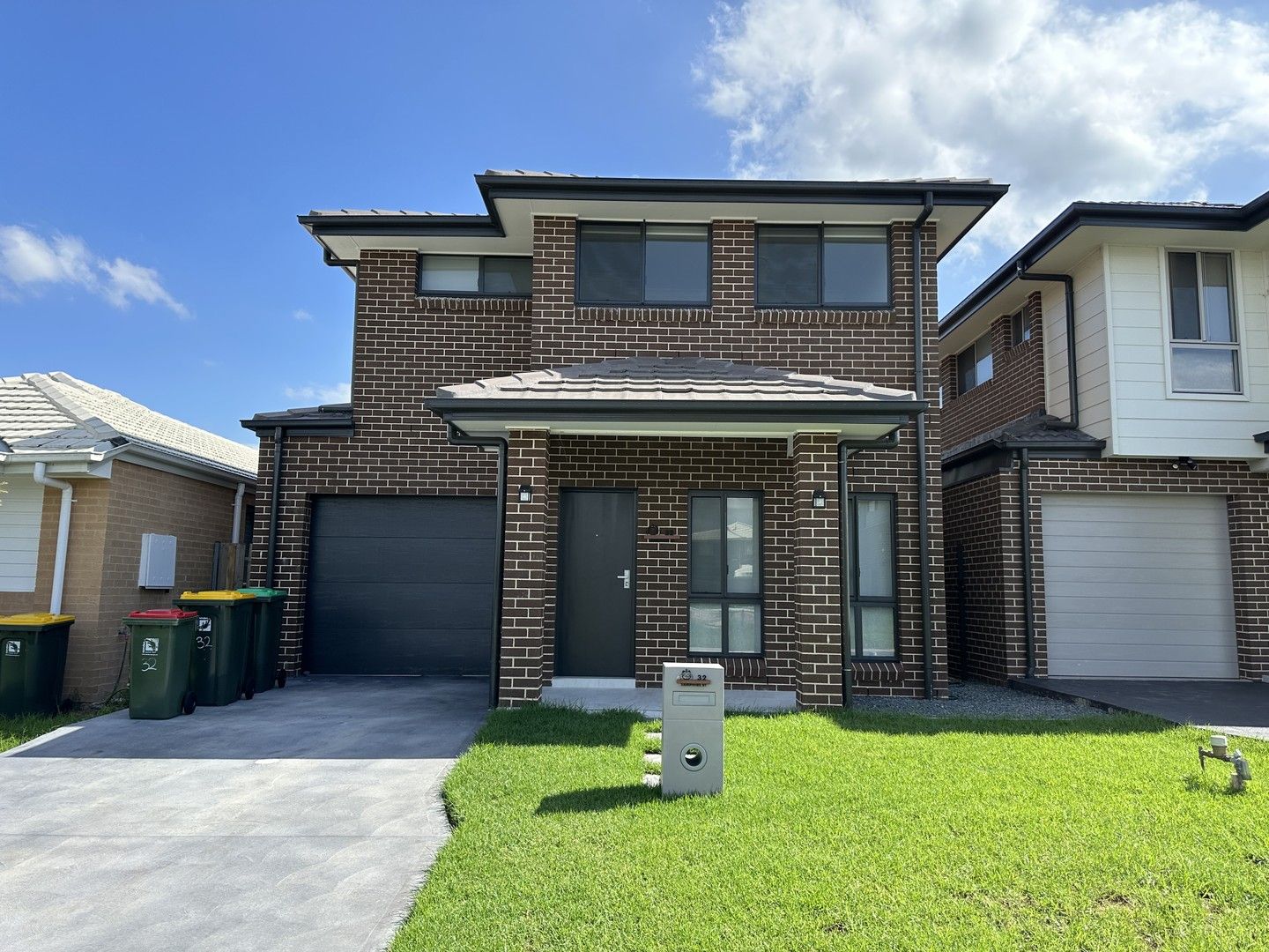 5 bedrooms House in 32 Samphire St COBBITTY NSW, 2570
