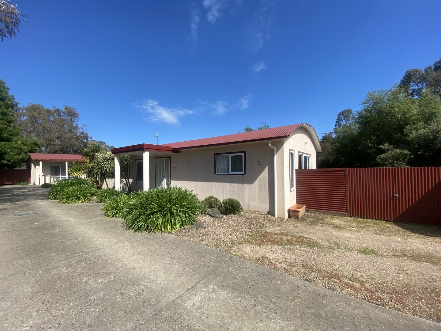 2/4 Jamieson Street, Broadford VIC 3658, Image 2