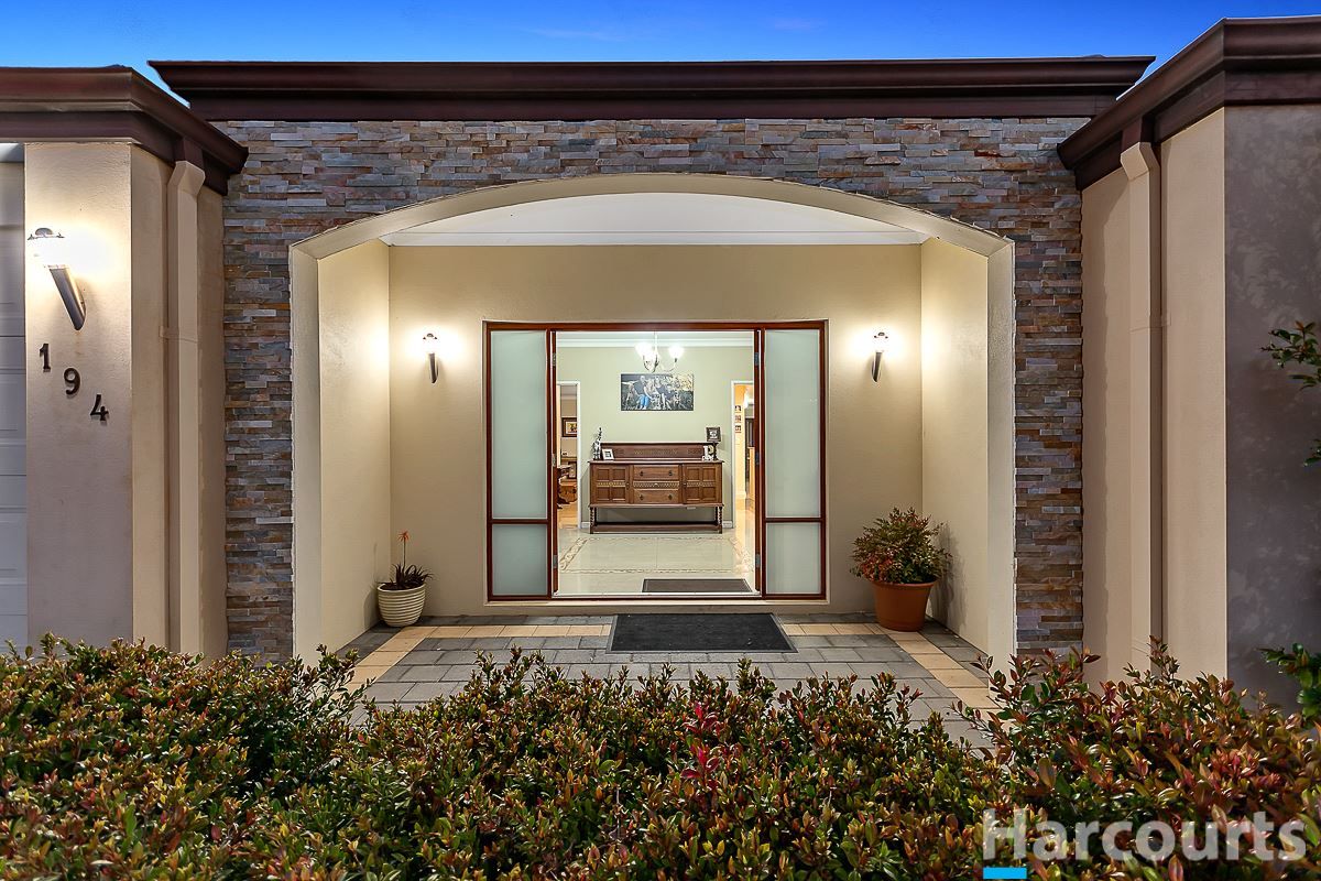 194 Golf Links Drive, Carramar WA 6031, Image 1