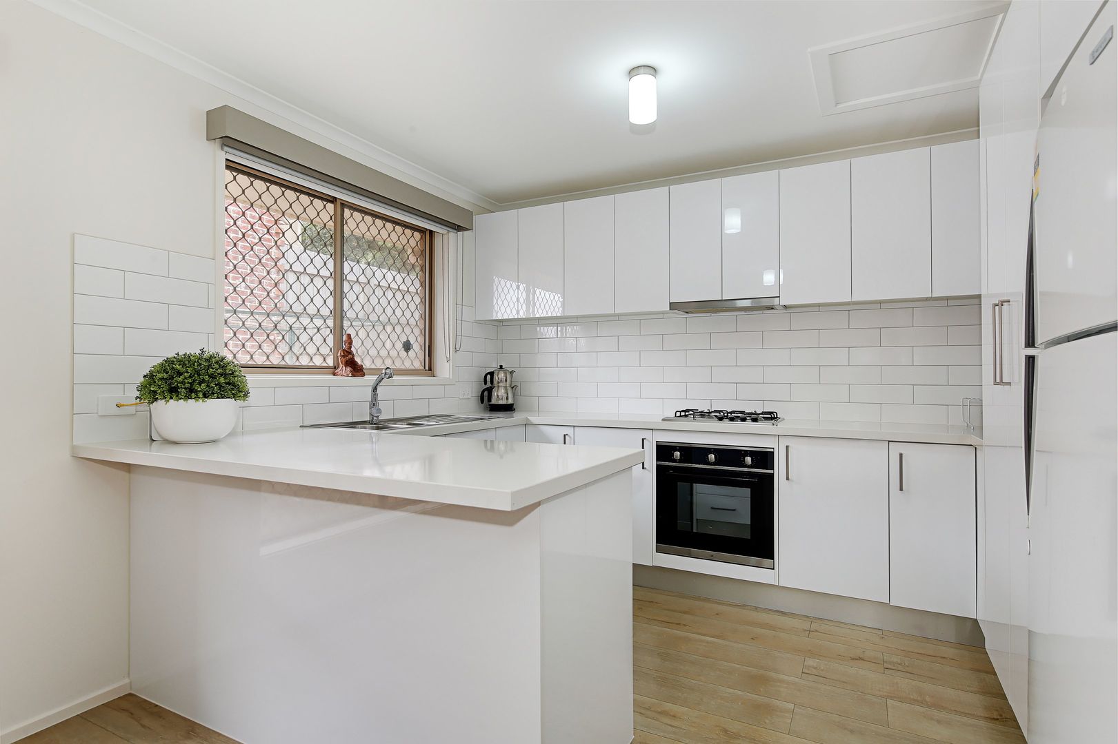 8/6 Shankland Boulevard, Meadow Heights VIC 3048, Image 2