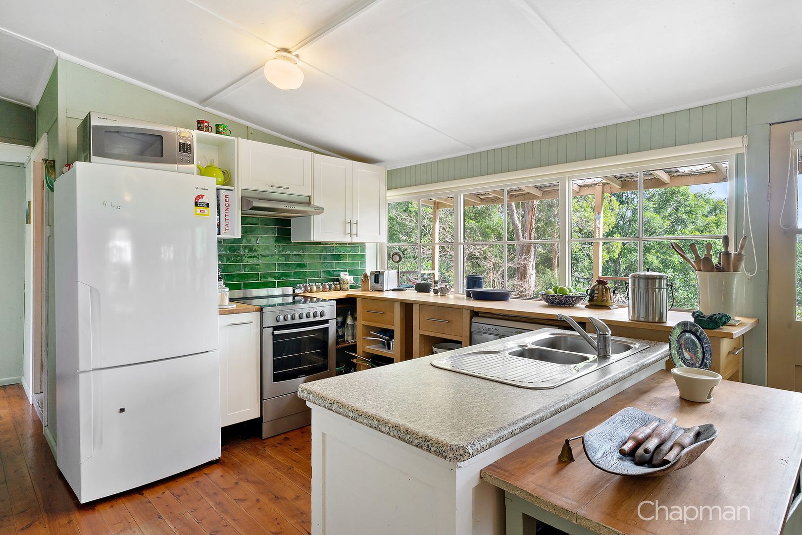 20 Russell Avenue, Faulconbridge NSW 2776, Image 1