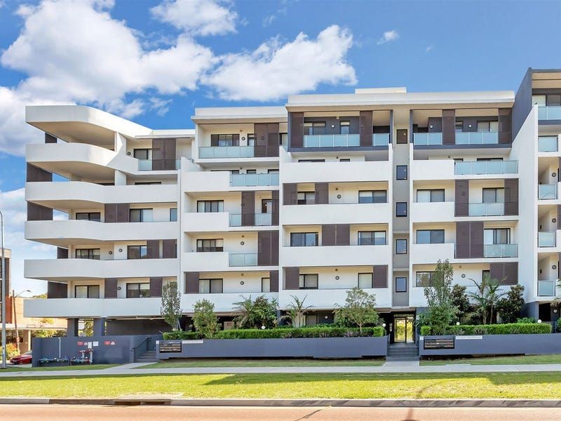 2 bedrooms Apartment / Unit / Flat in 18/304 Great Western Highway WENTWORTHVILLE NSW, 2145