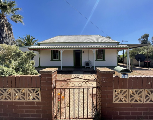 34-36 Pool Street, Quorn SA 5433