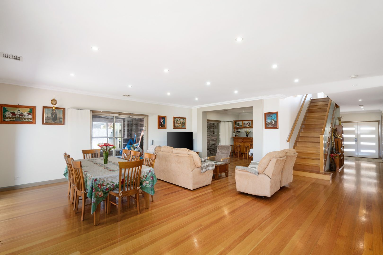 5 Natasha Court Brookfield VIC 3338 Domain