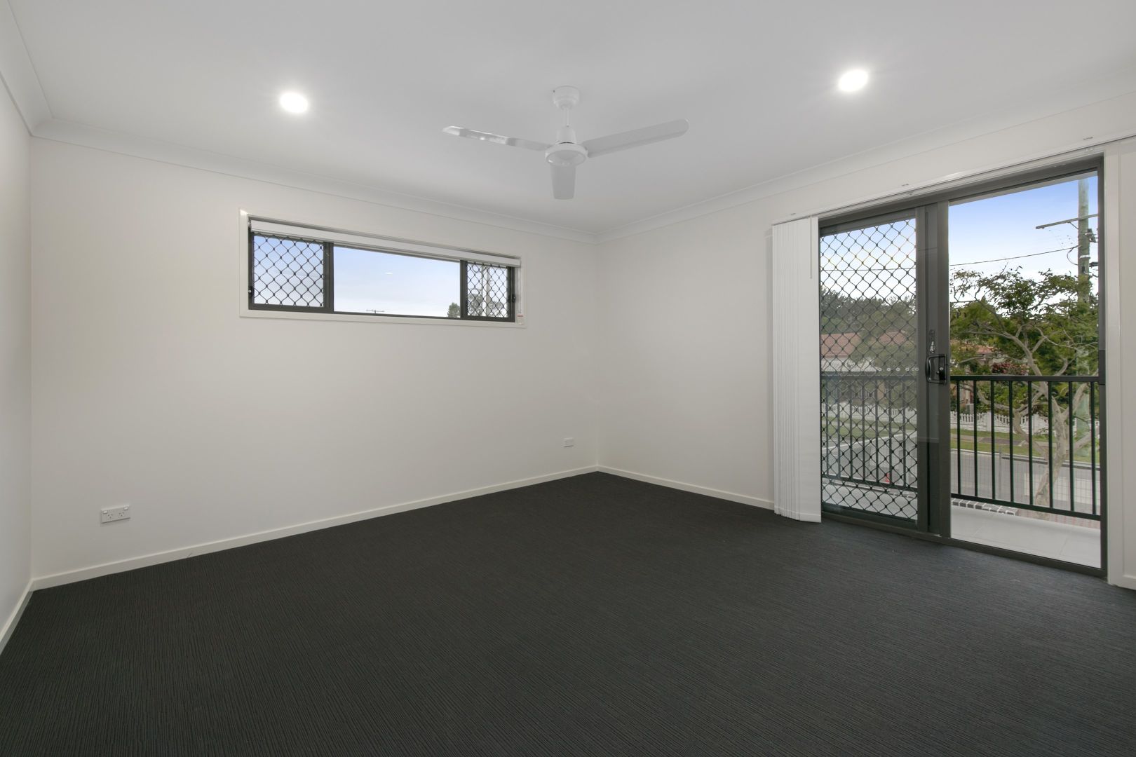 4/106 Groth Road, Boondall QLD 4034, Image 2