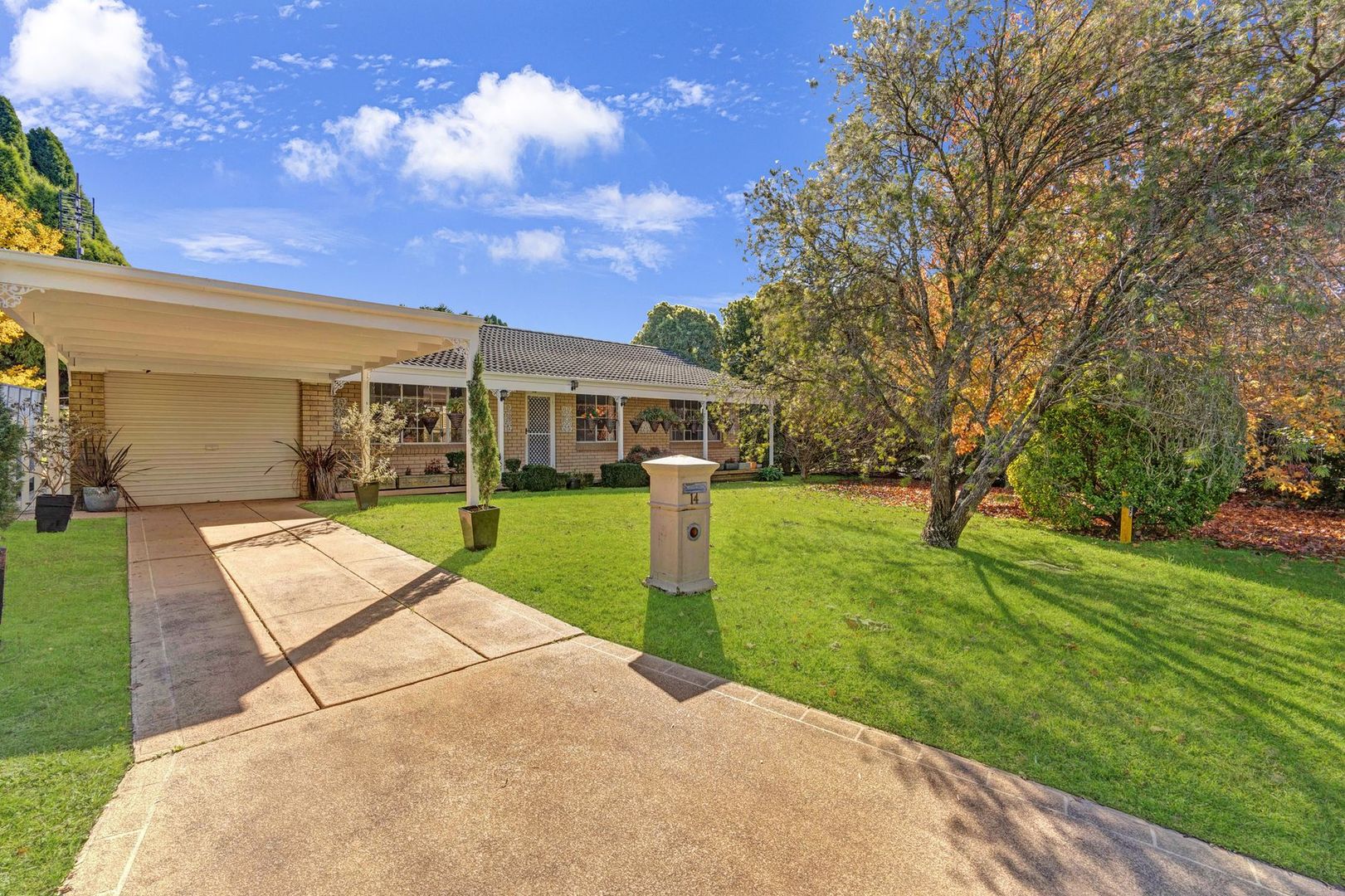 14 Lennox Crescent, Moss Vale NSW 2577, Image 2