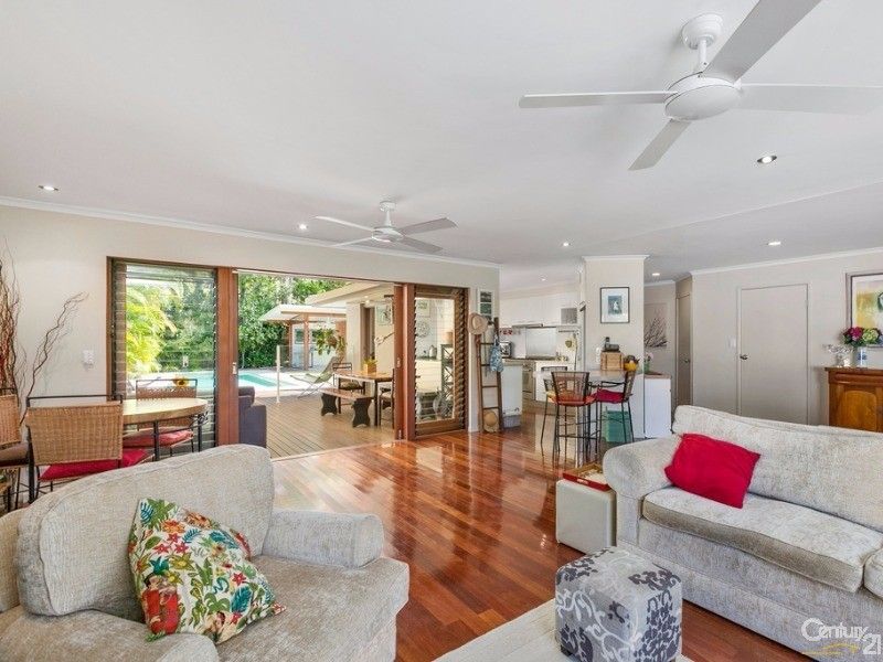 4 Sunset Drive, Noosa Heads QLD 4567, Image 0