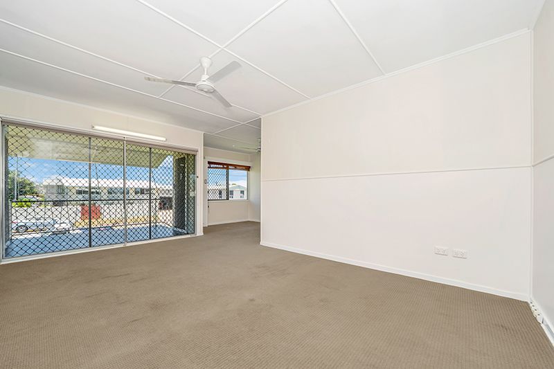 85 Thirteenth Avenue, Railway Estate QLD 4810, Image 2