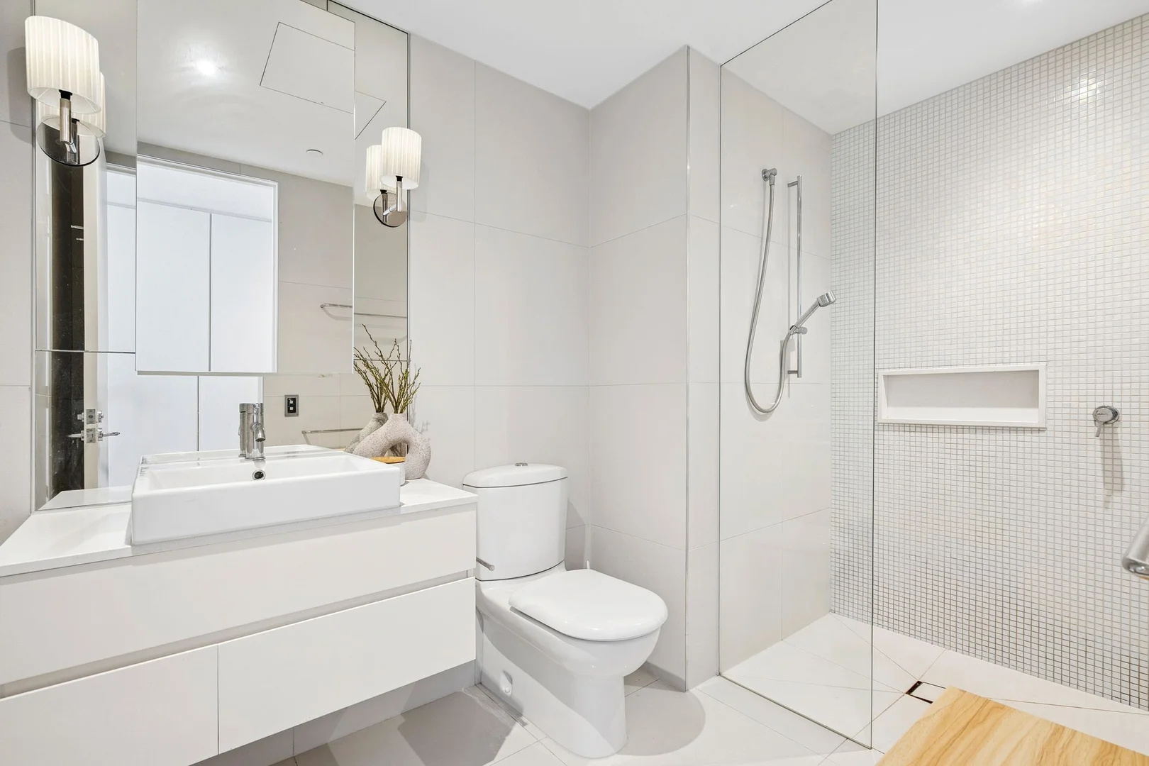 Additional image 20 of 502/6-8 Eastern Beach Road, Geelong VIC 3220