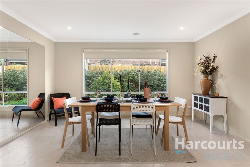 27 Sunnybrae Drive, Mernda VIC 3754, Image 2