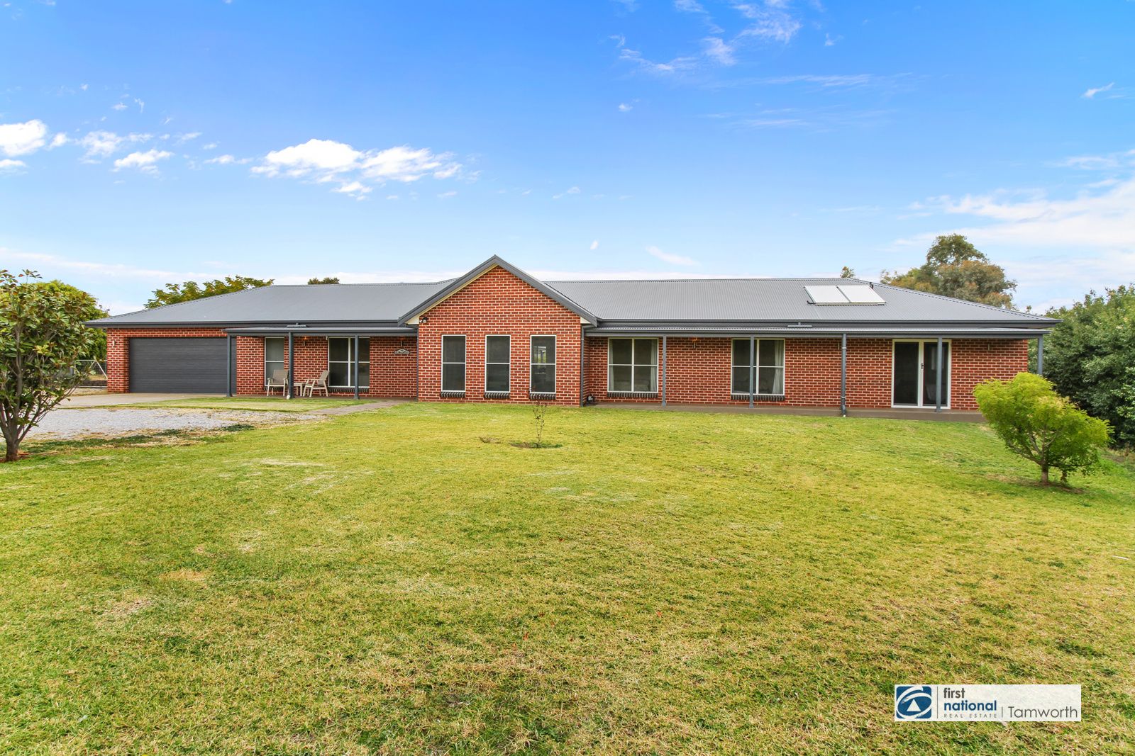 7 bedrooms House in 12 Casuarina Drive TAMWORTH NSW, 2340