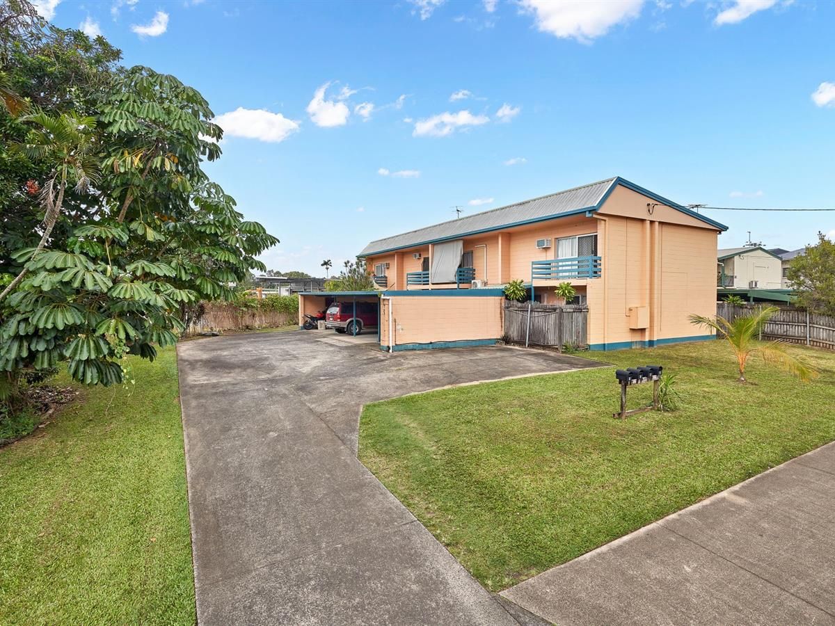 2 bedrooms Townhouse in 3/11 Rigg Street WOREE QLD, 4868
