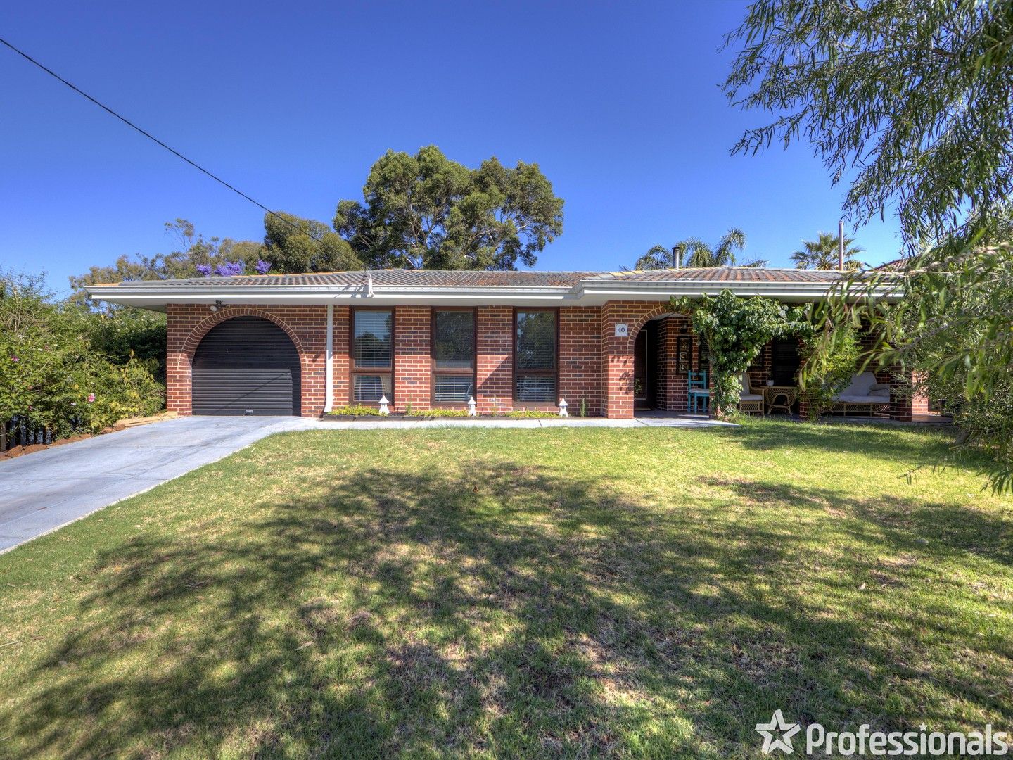 40 Waterloo Crescent, Lesmurdie WA 6076, Image 0