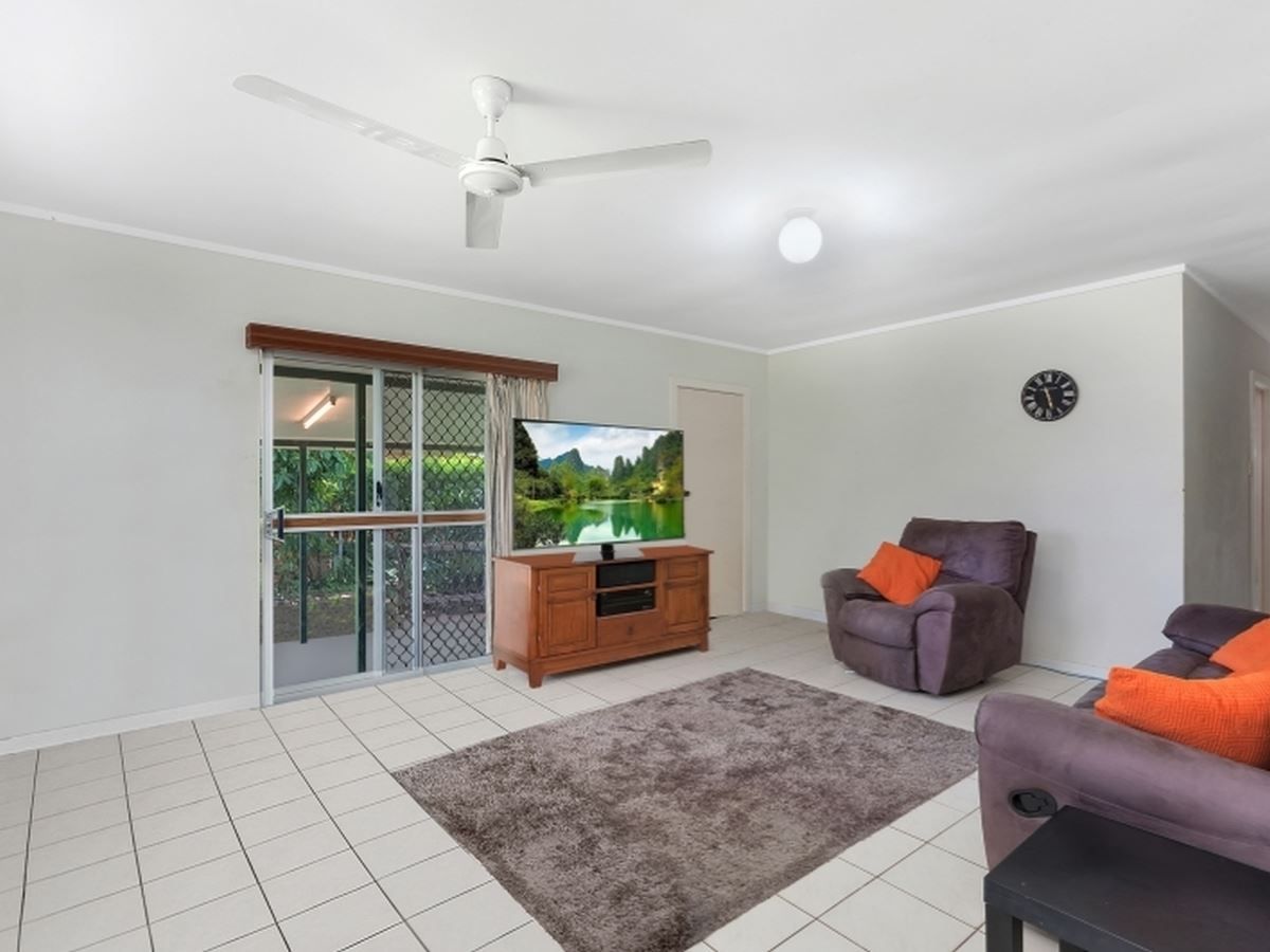 5 Amethyst Street, Bayview Heights QLD 4868, Image 2
