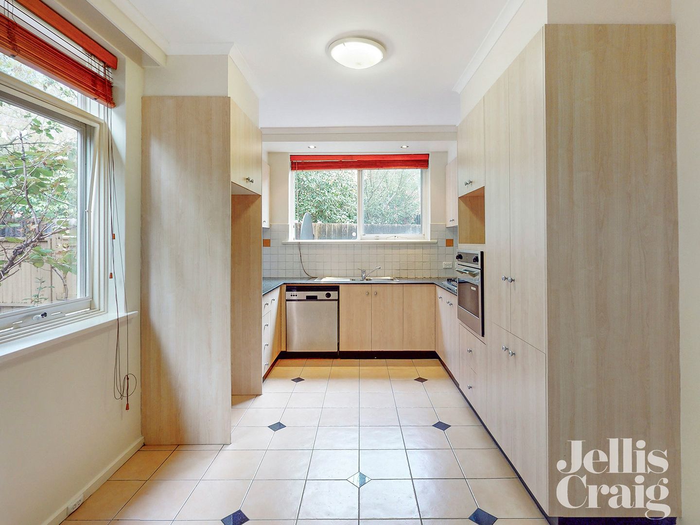 1/103 Walpole Street, Kew VIC 3101 Apartment For Rent 600 Domain