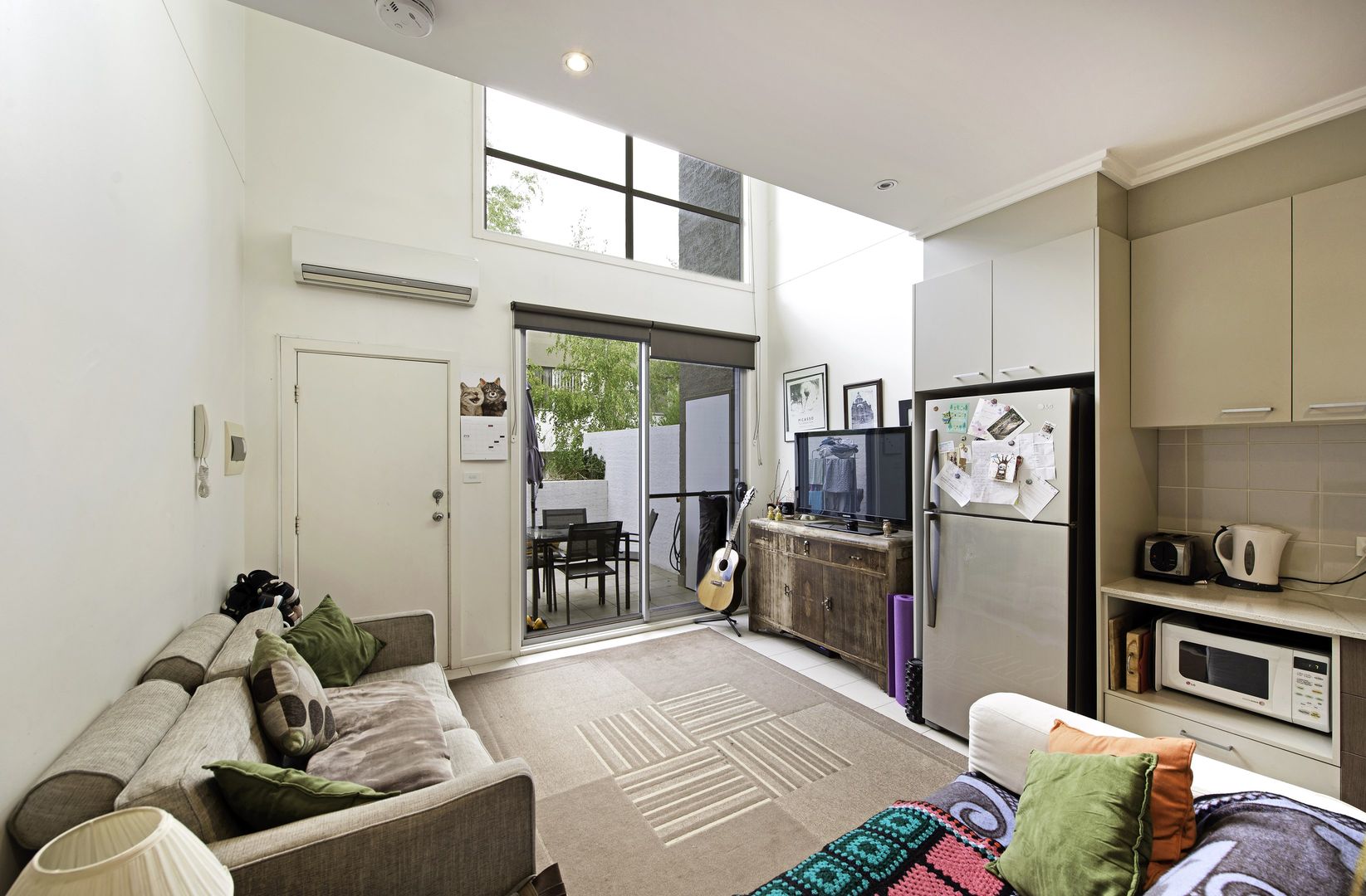 8/20 Ijong Street, Braddon ACT 2612, Image 1