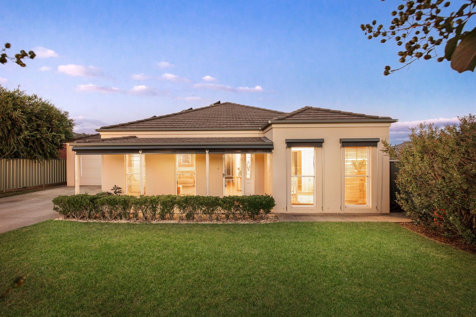 8 Clem Drive, Glenroy NSW 2640, Image 0