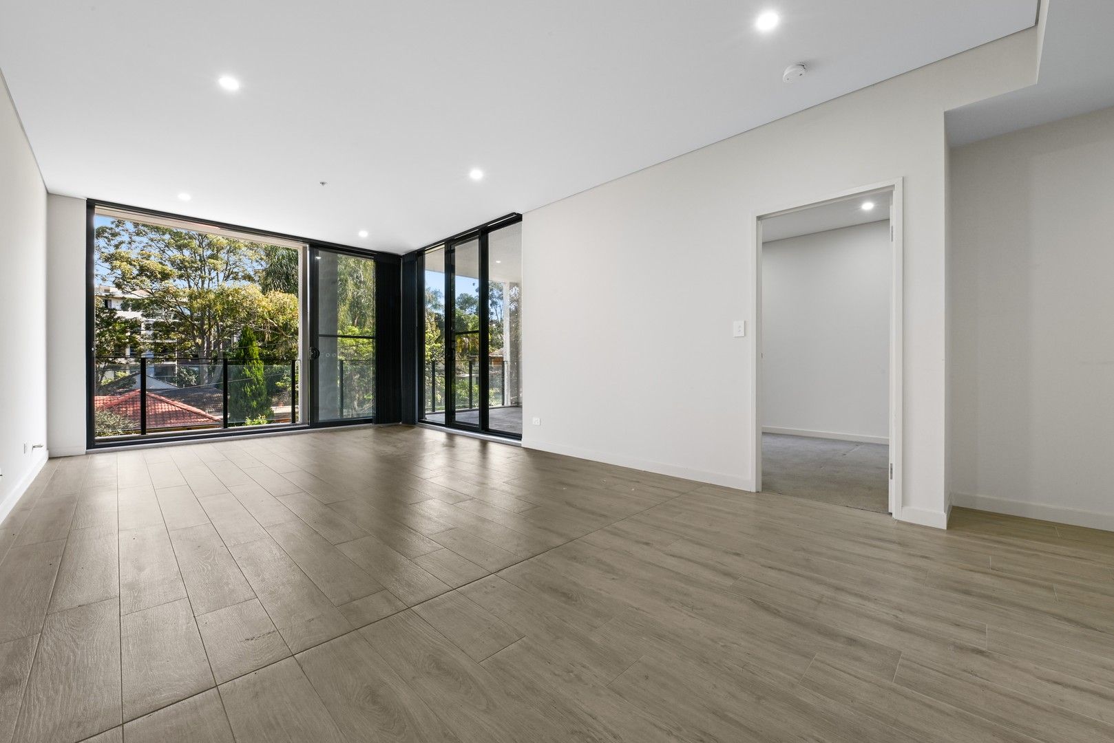 3 bedrooms Apartment / Unit / Flat in LG01/9 Hatfield Street LANE COVE NORTH NSW, 2066