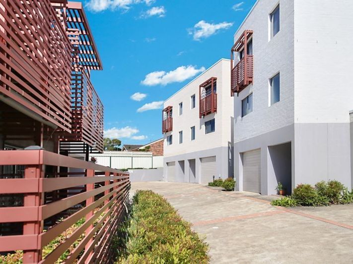 3 bedrooms House in 7/99-101 Fletcher Street ADAMSTOWN NSW, 2289