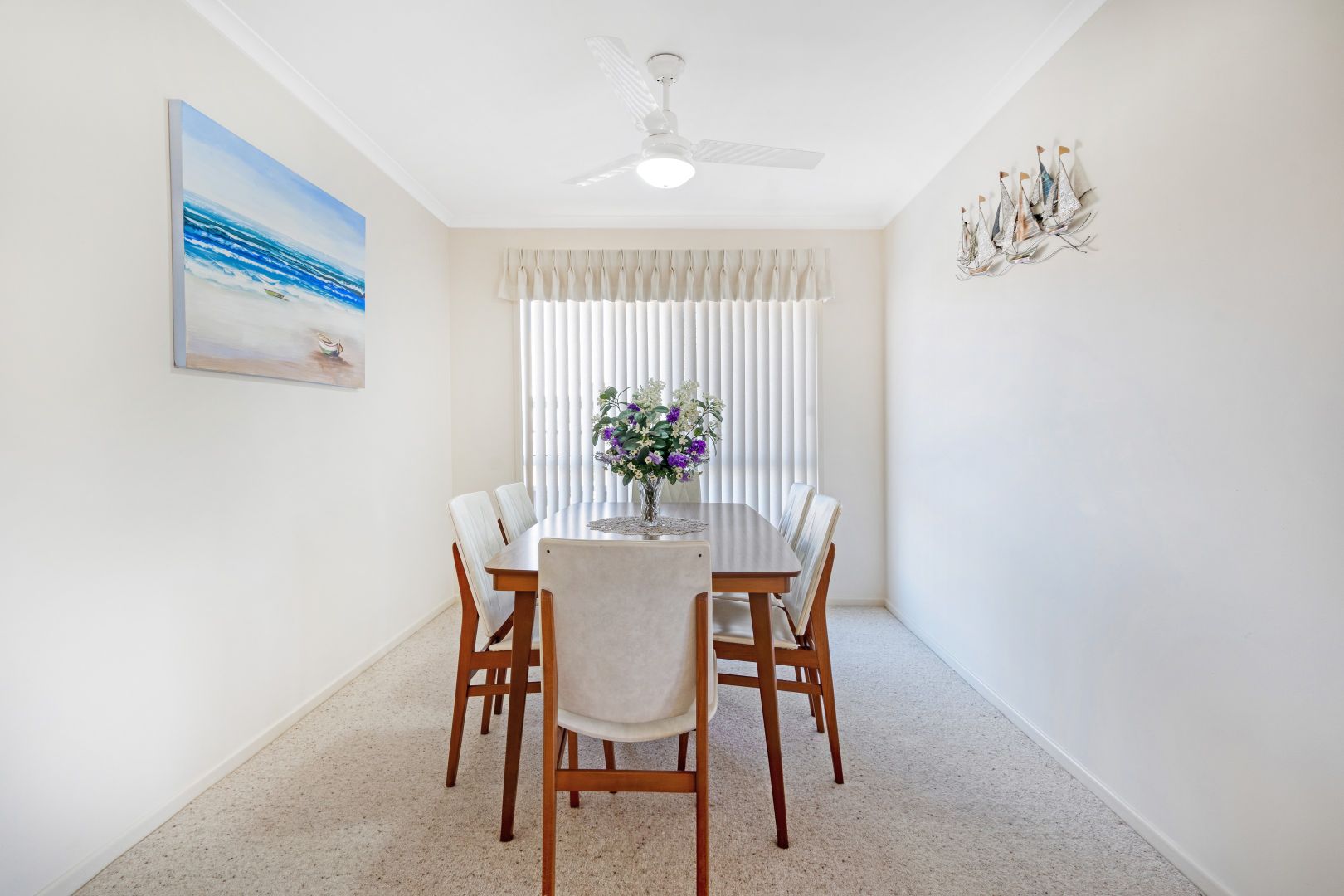 54 Topsail Circuit, Banksia Beach QLD 4507, Image 2